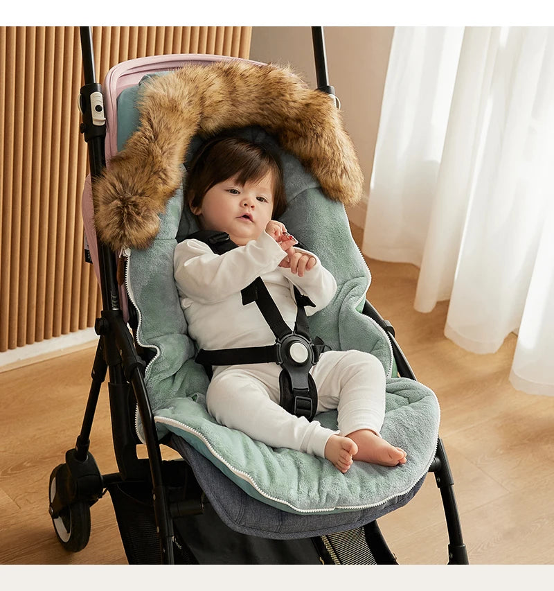Stroller Footmuff Winter Baby Carriage Bag In Pram Removable Thicker Fur Collar Warm Flannel Newborn Cocoon Baby Envelope