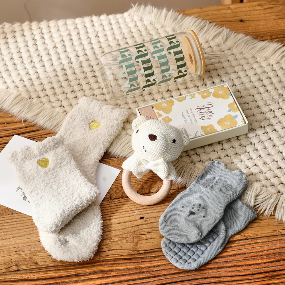 Bathing Set for Newborns Montessori Cotton Towel Toothbrush Cup Socks Rattle Toy Growth Milestone Gift box Photography props