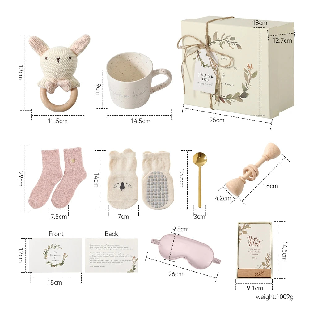 Bathing Set for Newborns Montessori Cotton Towel Toothbrush Cup Socks Rattle Toy Growth Milestone Gift box Photography props