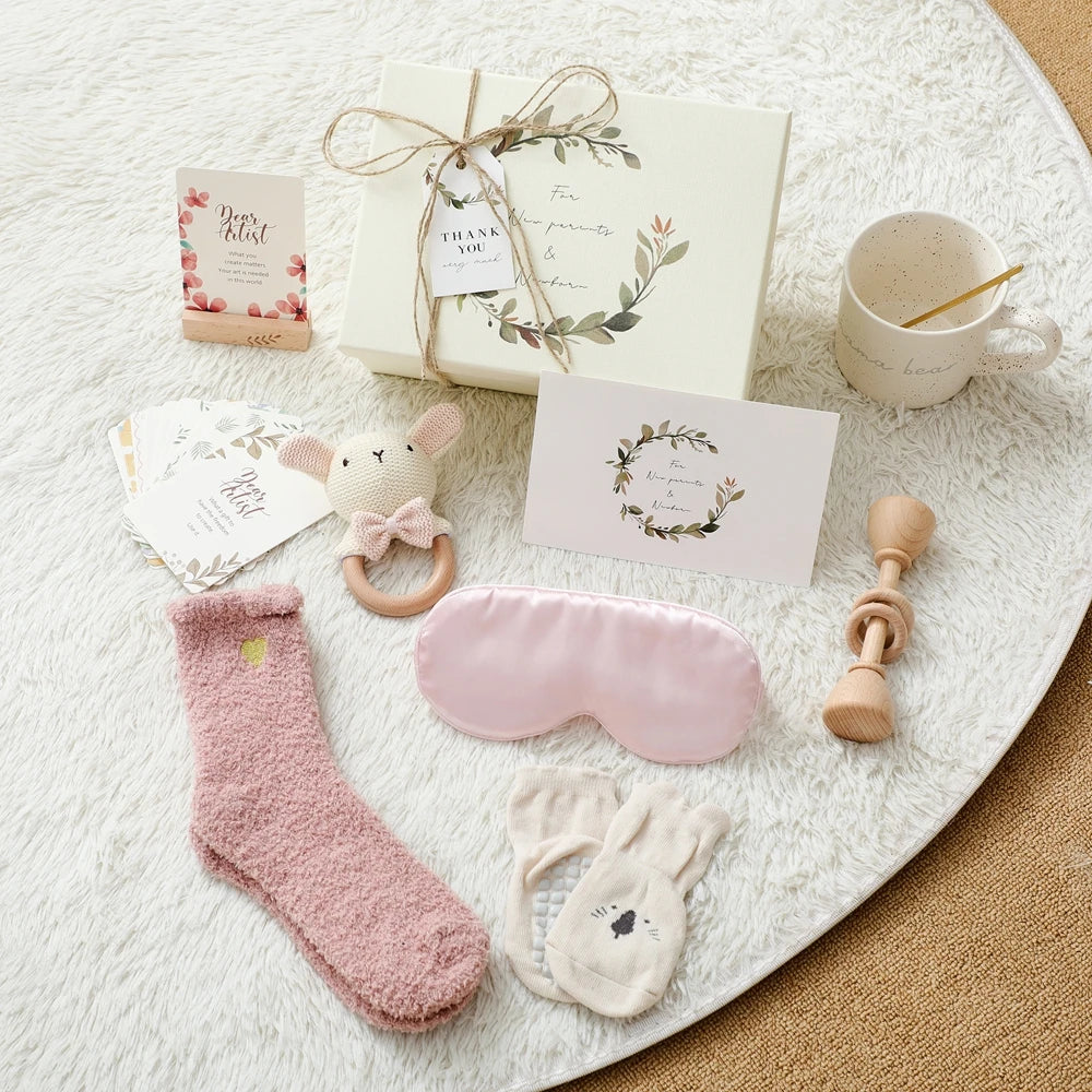 Bathing Set for Newborns Montessori Cotton Towel Toothbrush Cup Socks Rattle Toy Growth Milestone Gift box Photography props