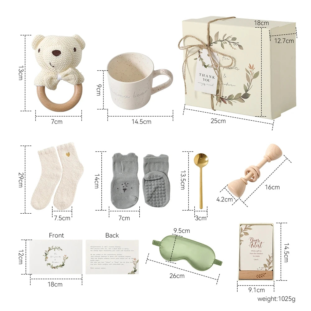 Bathing Set for Newborns Montessori Cotton Towel Toothbrush Cup Socks Rattle Toy Growth Milestone Gift box Photography props